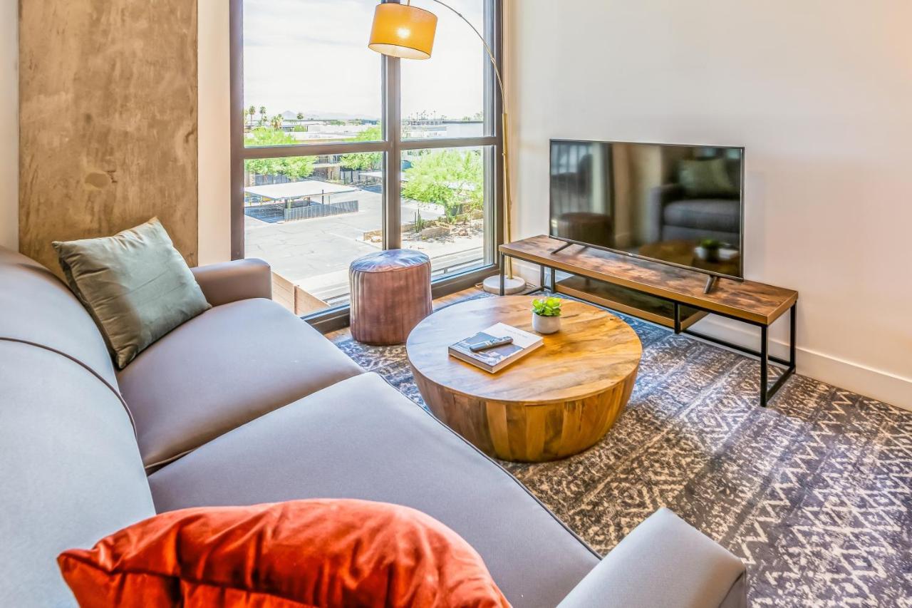Kasa Quarter Phoenix *