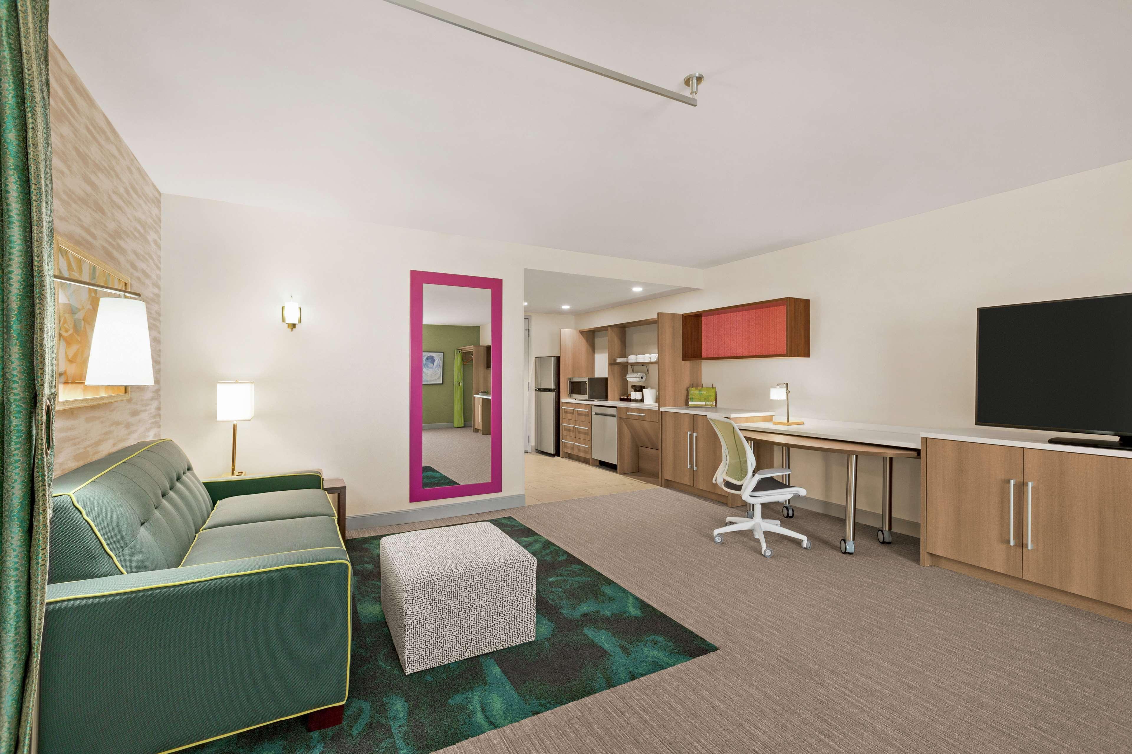 Home2 By Hilton Salt River Scottsdale