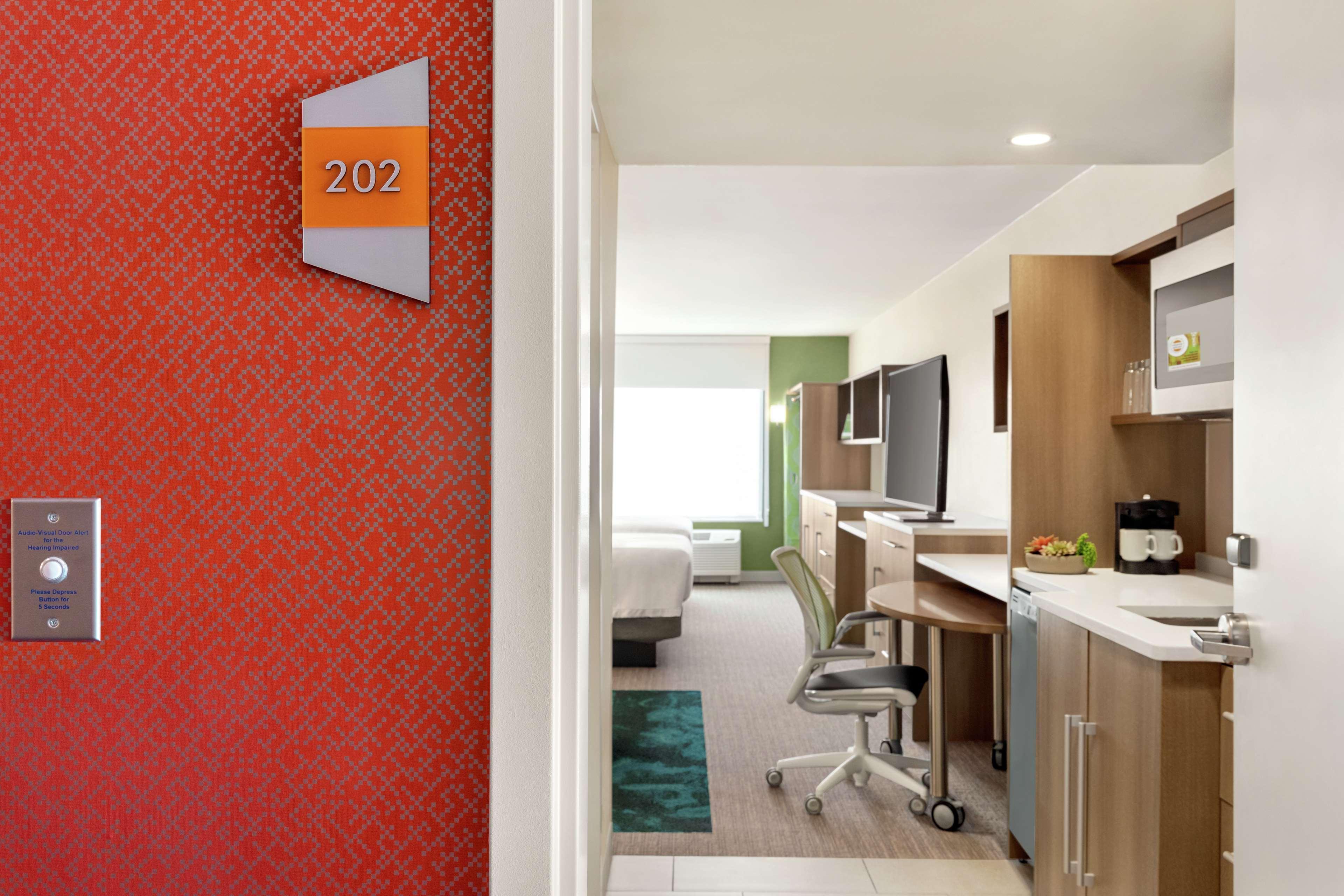 Home2 By Hilton Salt River Scottsdale