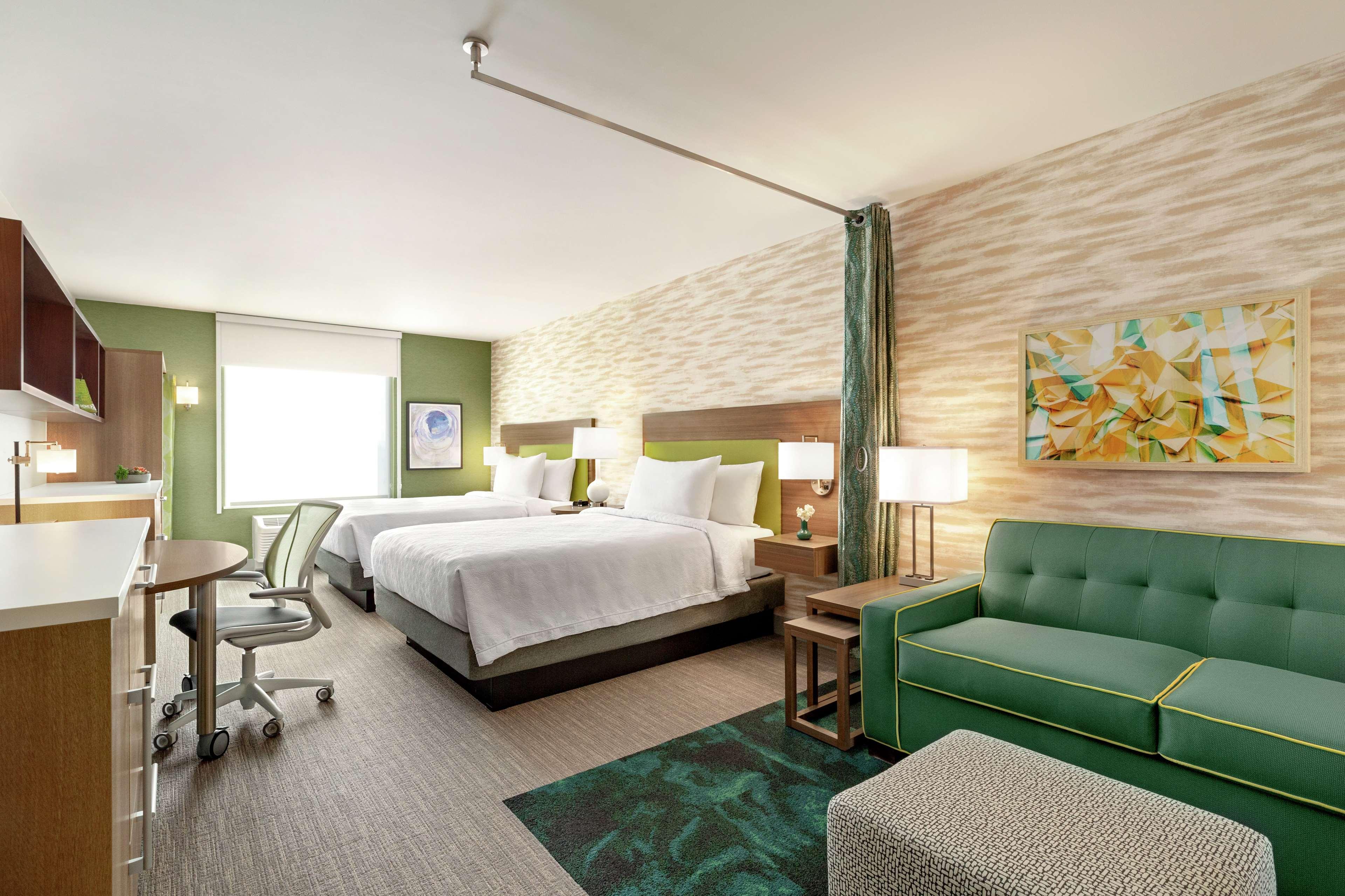 Hotel Home2 By Hilton Salt River 3*