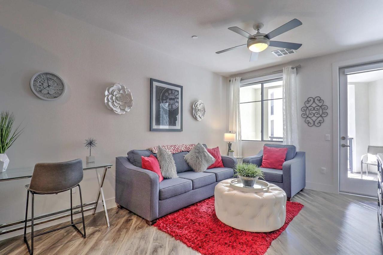Walk Score 81-shopping District-king Bed-parking G2047 *