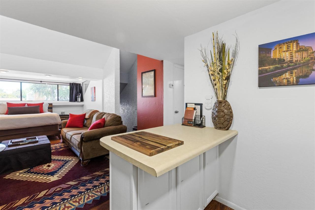 Nightlife & Shop Old Town - Unit * Scottsdale