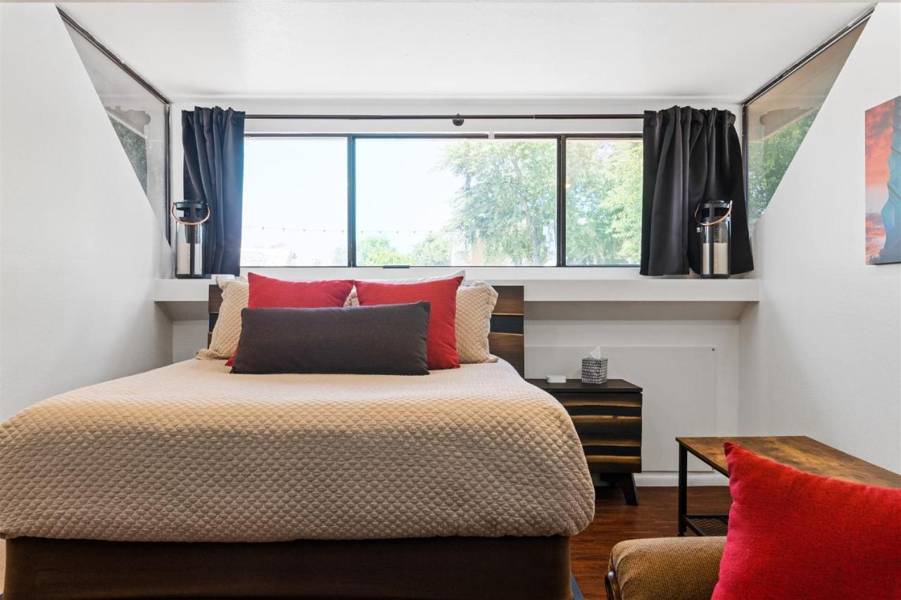 Nightlife & Shop Old Town - Unit Scottsdale