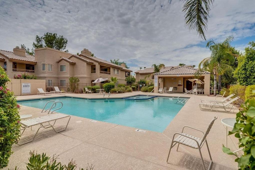 Starfire Apartment Scottsdale