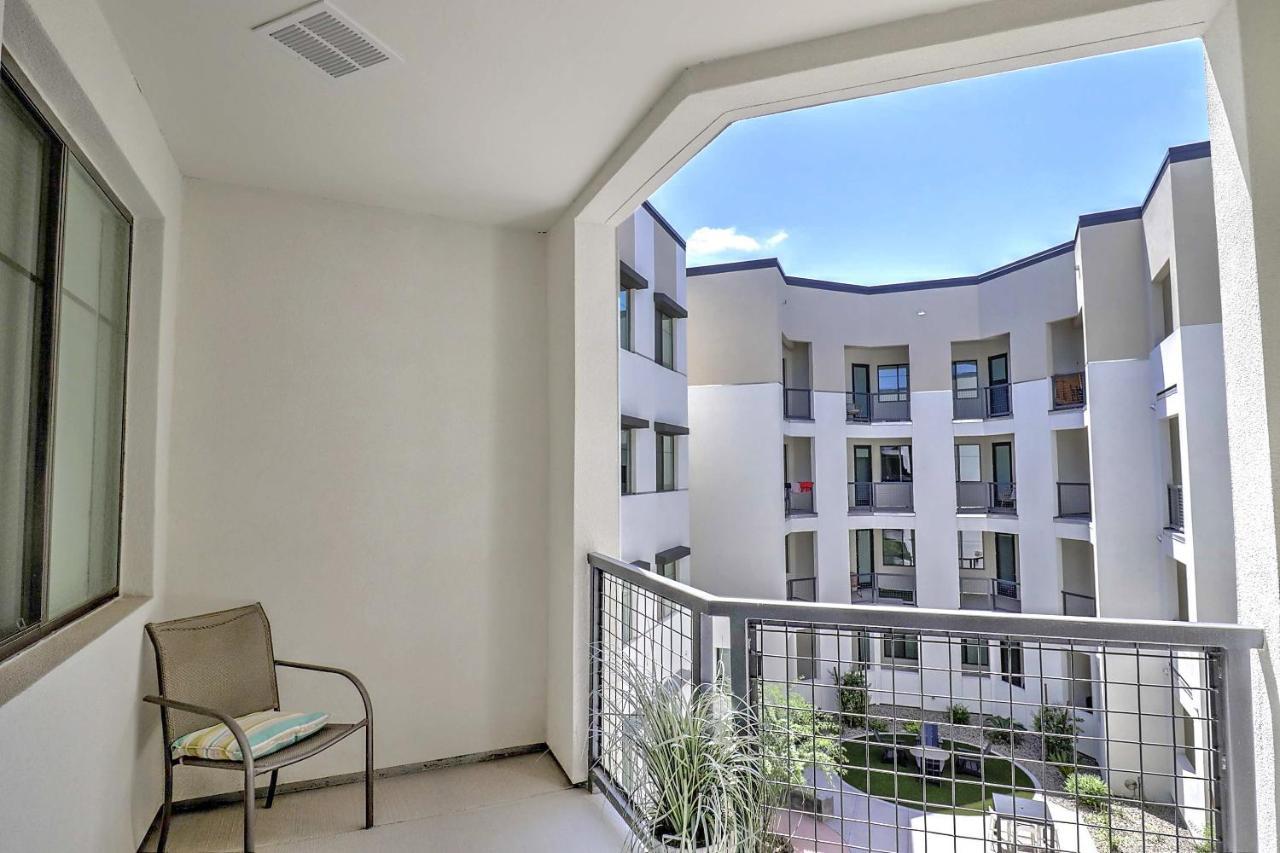 Walk Score 81-shopping District-king Bed-parking G3047 Apartment *