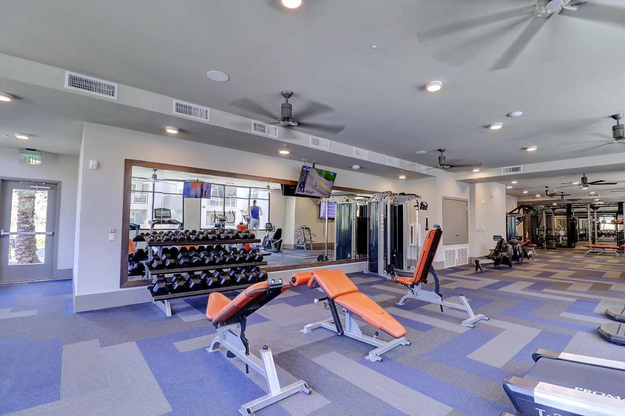 Courtyard View-walk Score 81-shopping District-king Bed-parking G3043 Apartment Scottsdale