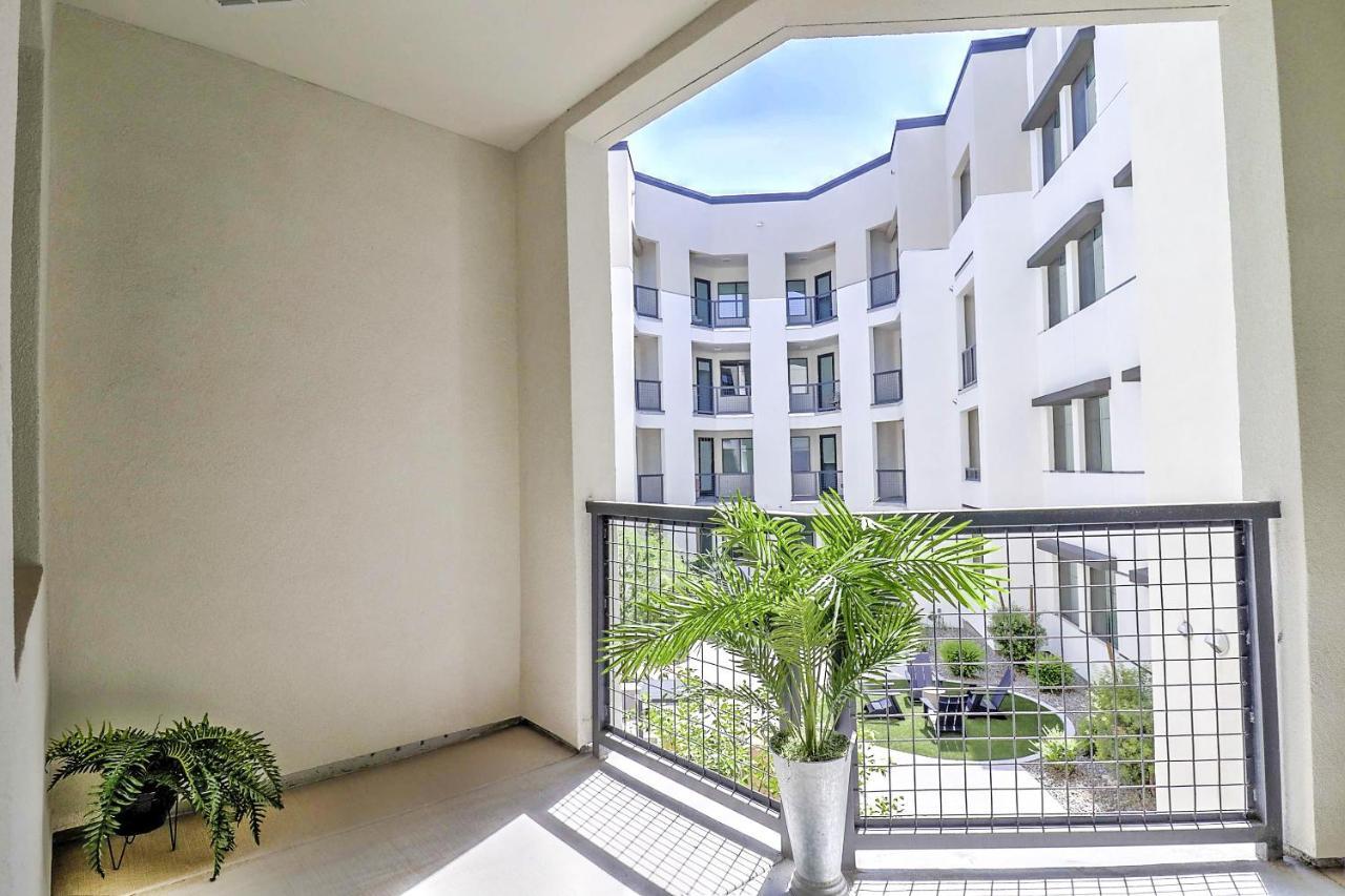Walk Score 81-shopping District-king Bed-parking G2047 * Scottsdale