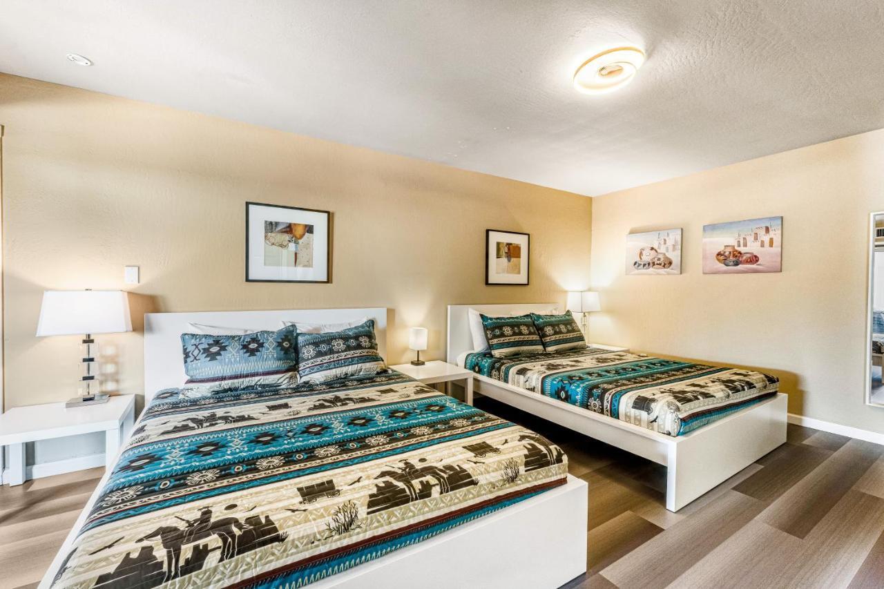 Thunderbird Retreat Holiday home