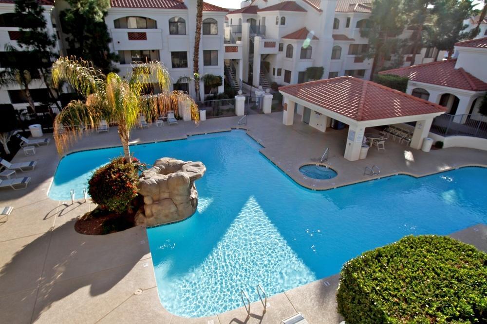 Hyatt House Old Town Hotel 3*