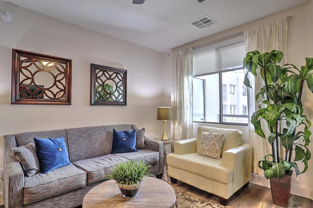 Exquisite Home-walk Score 81-shopping District-king Bed-parking -g3021 Apartment *