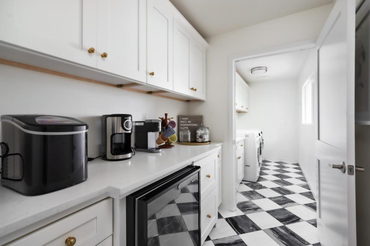 South W/ Chef's Kitchen & Golf Nearby!! *