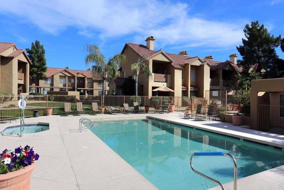 New Cozysuites Tpc With Parking, Pool * Scottsdale