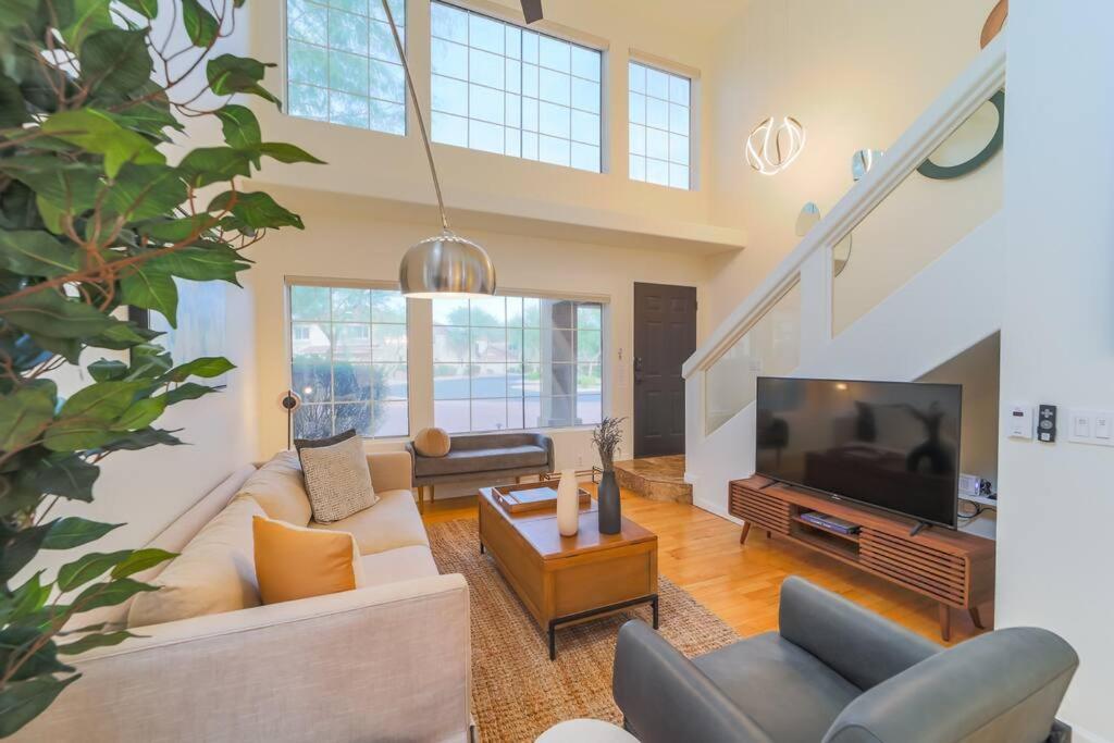 Westworld, Tpc Golf, Hiking In Your Backyard! Holiday home Scottsdale