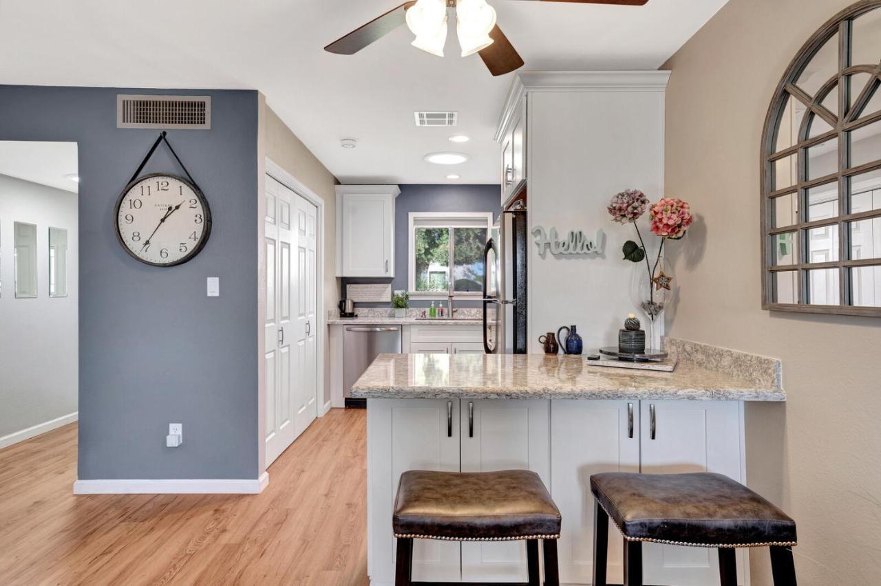 Renovated Quiet Single-story, Minutes To Old Town, Pool Outside The Door *