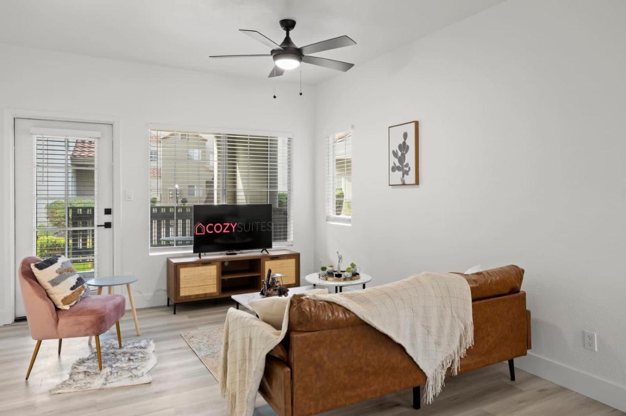 Apartment New Cozysuites Tpc With Parking, Pool *
