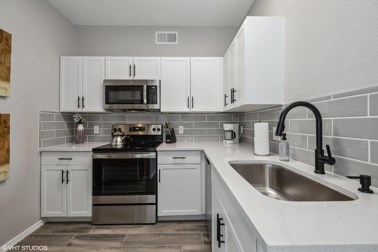 Apartment Ascent North Pool Gym Near Mayo And Quarter Scottsdale
