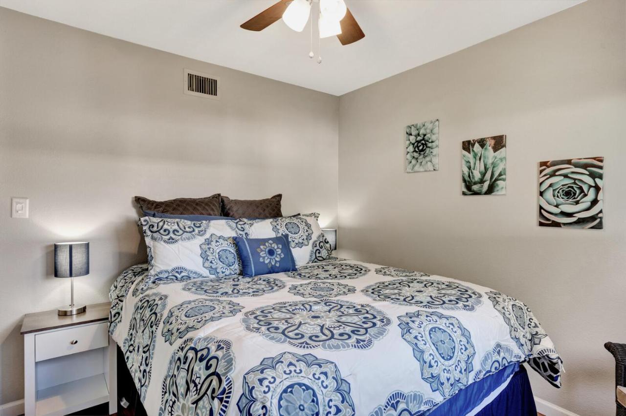 Renovated Quiet Single-story, Minutes To Old Town, Pool Outside The Door *