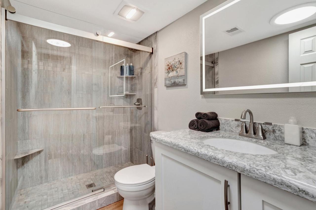 Renovated Quiet Single-story, Minutes To Old Town, Pool Outside The Door *