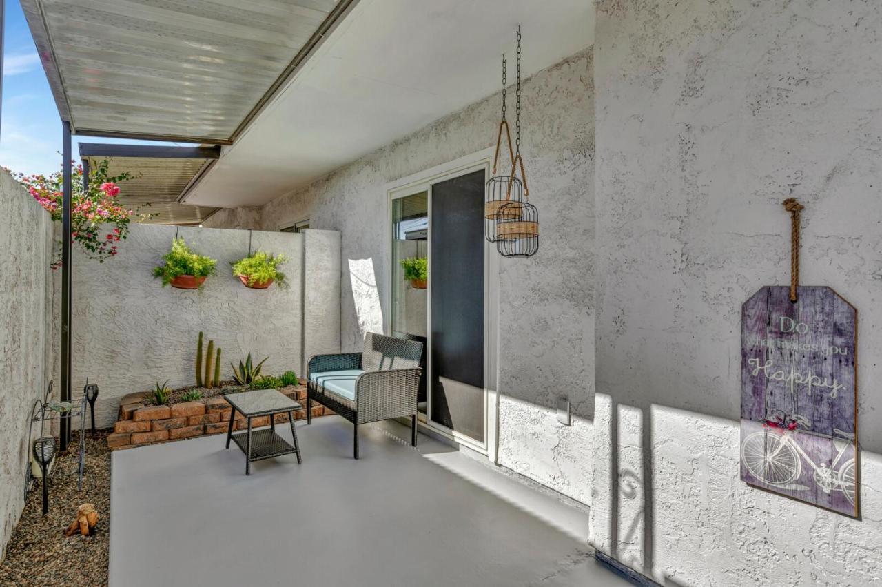 Renovated Quiet Single-story, Minutes To Old Town, Pool Outside The Door Scottsdale