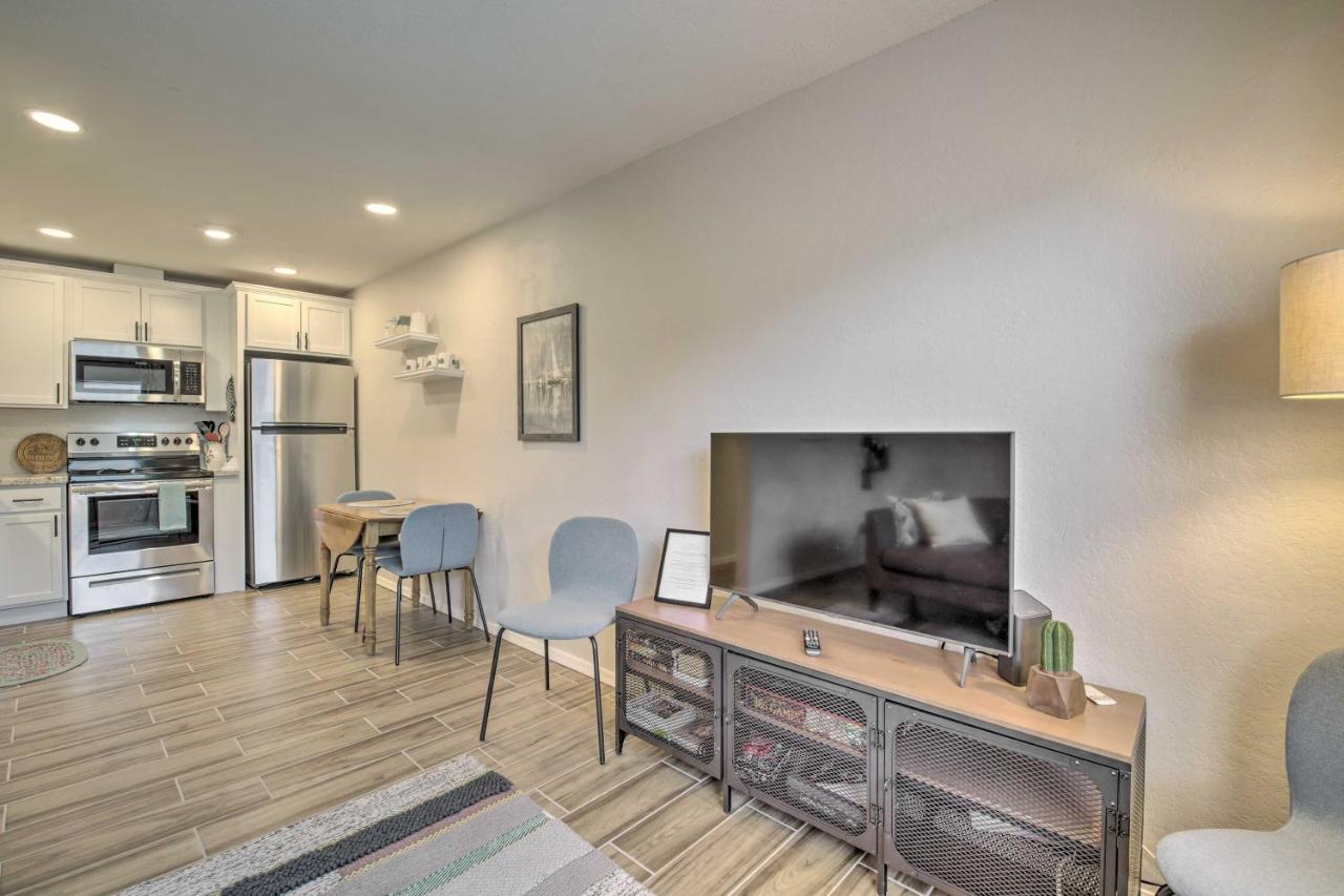 Apartment With Patio About 1 Mi To Old Town!