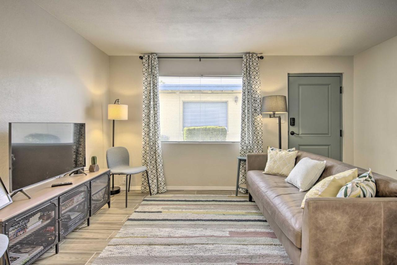 With Patio About 1 Mi To Old Town! Apartment Scottsdale