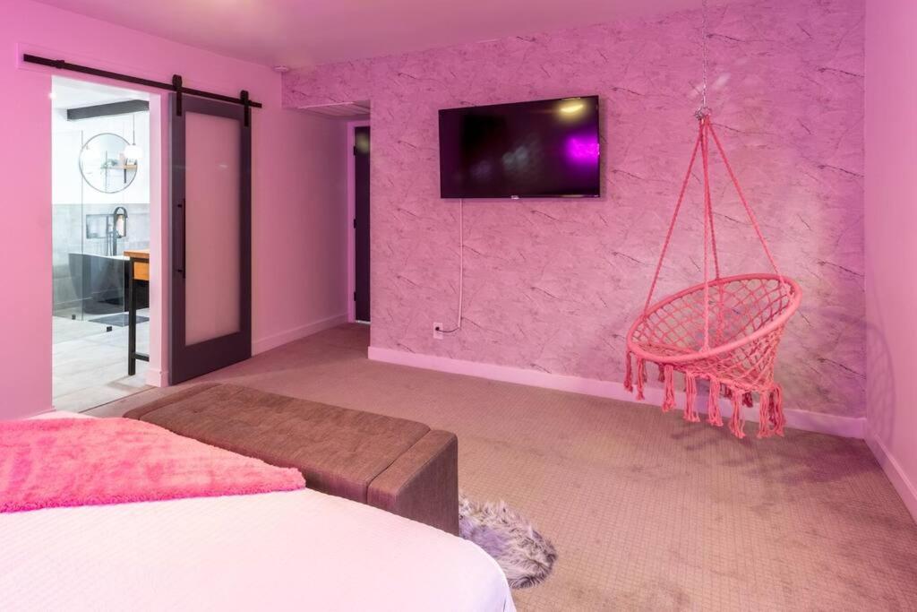 Oasis By Club - New * Scottsdale