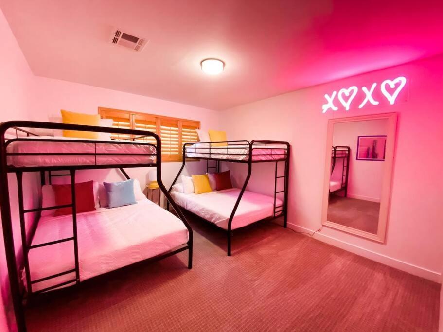 Oasis By Club - New Holiday home Scottsdale