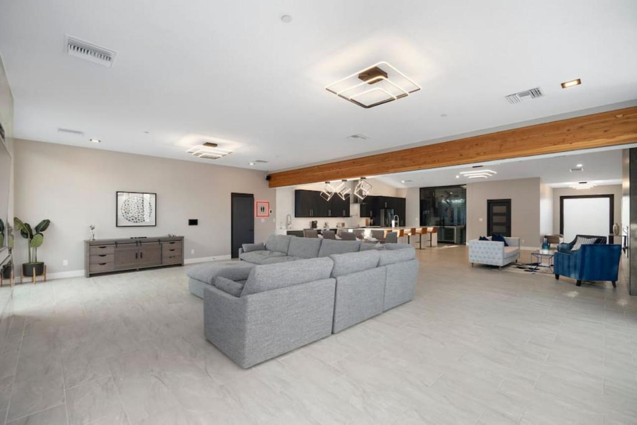 Villa Luxury 5mins To Old Town W Pool Fire Pit And Bbq *