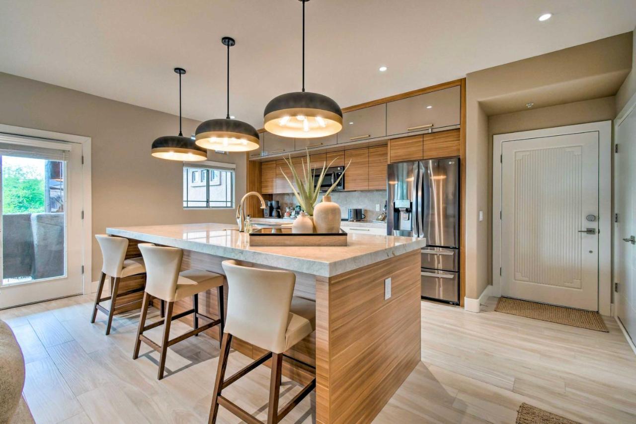 Apartment With Amenities Scottsdale