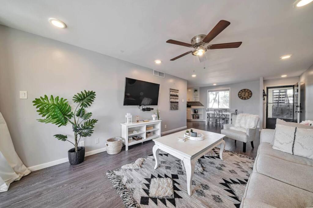 Apartment Walk To Old Town Scottsdale