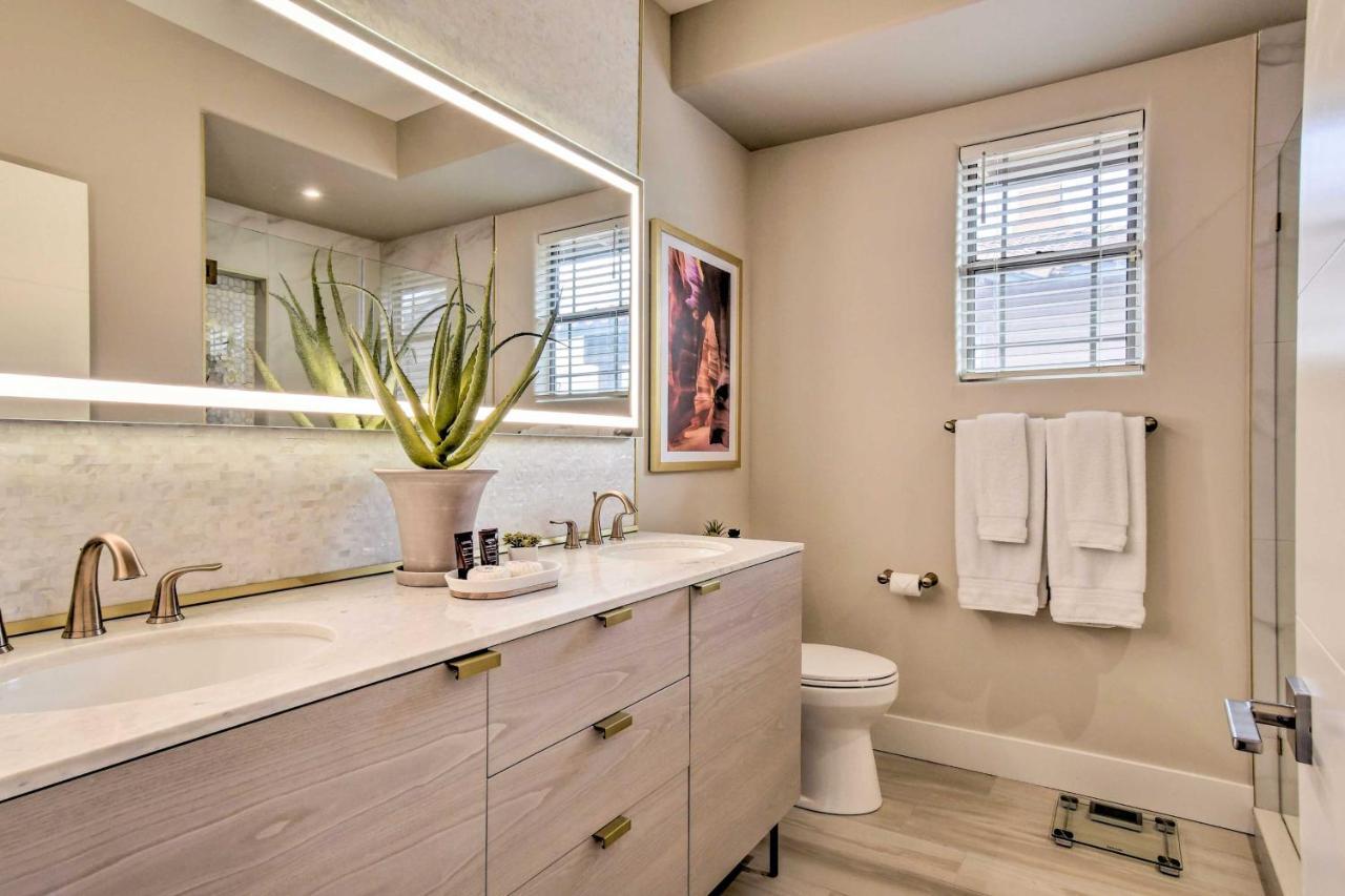 With Amenities * Scottsdale