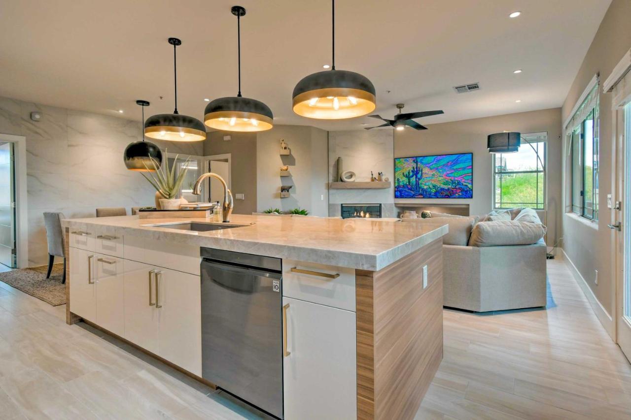 With Amenities * Scottsdale