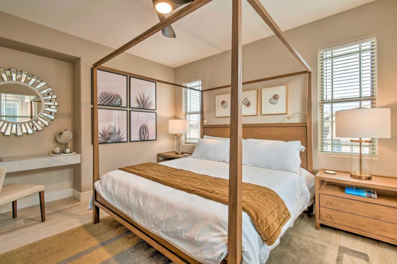 With Amenities Apartment Scottsdale