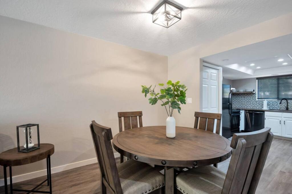 Heart Of Old Town Apartment