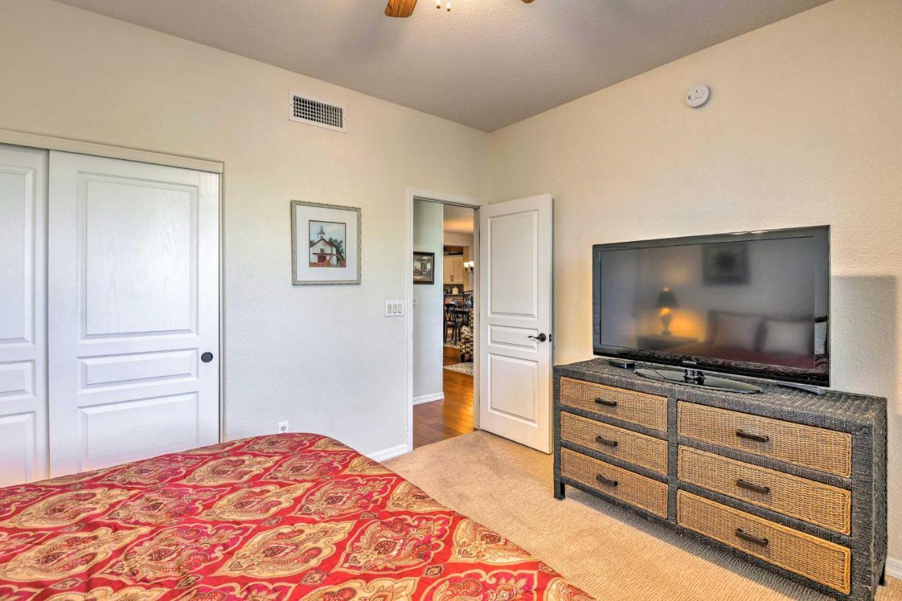 Upscale Getaway With Golf Course Views! Apartment