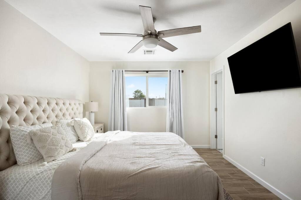 South - 30 Day Minimum Holiday home *