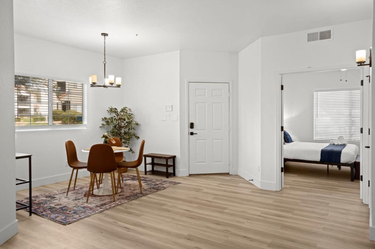 Apartment New Cozysuites Tpc With Parking, Pool