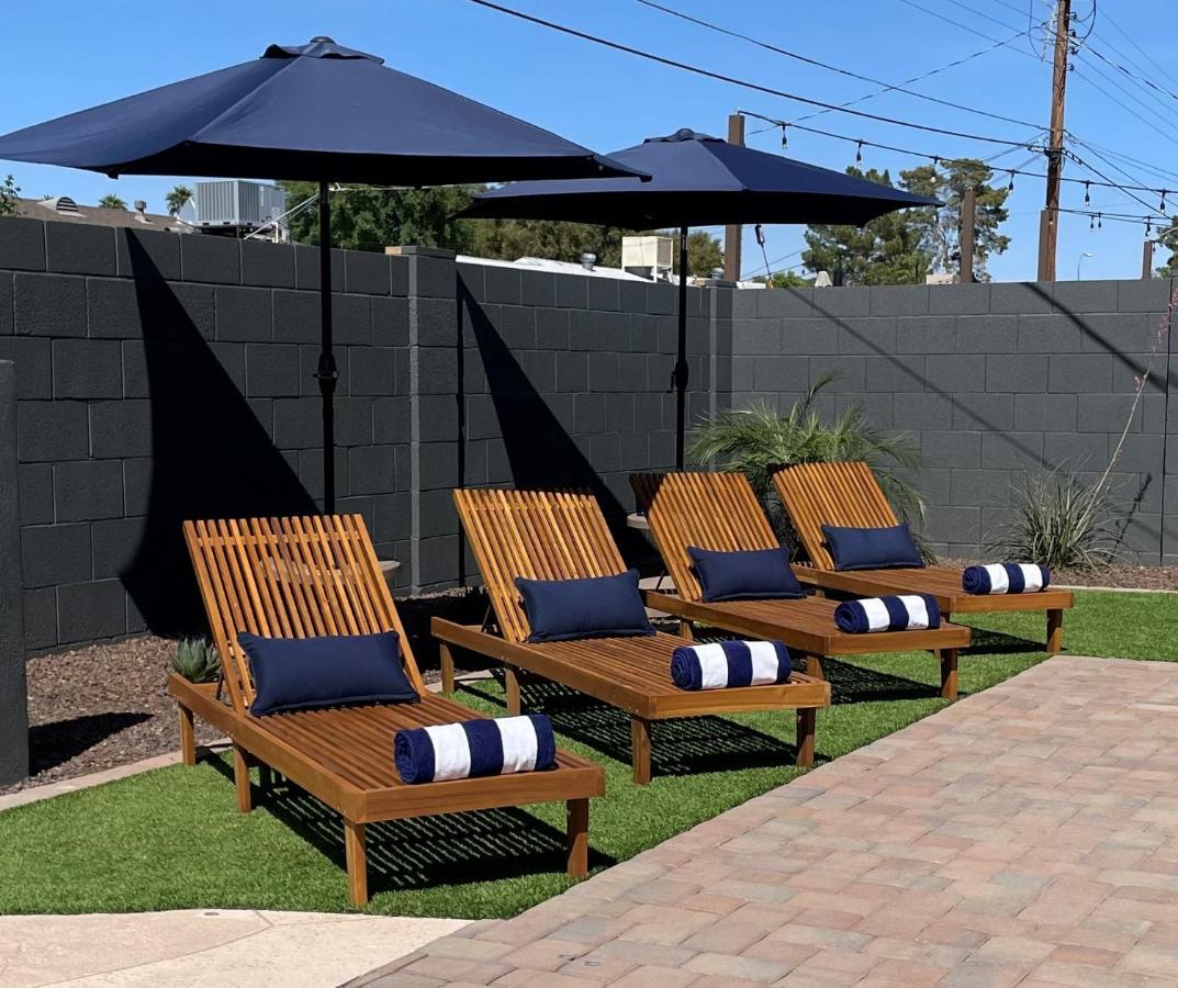 Old Town Heated Pool Close To Everything Holiday home *
