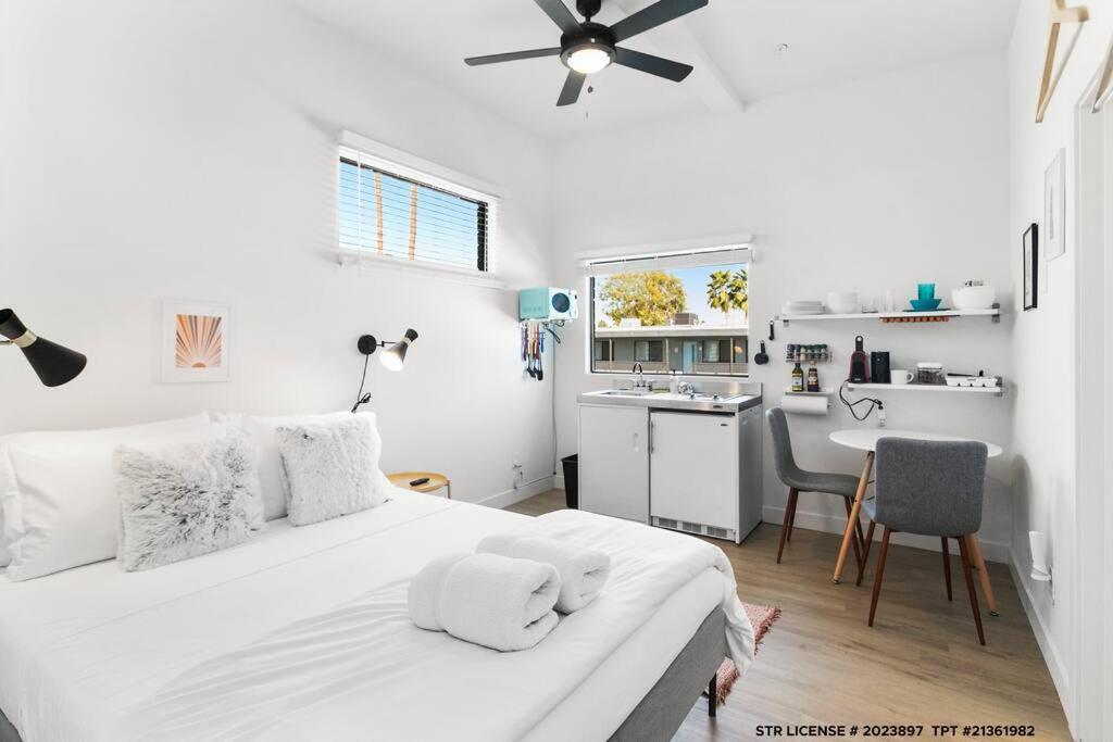 Oldtown Micro Pool View Apartment