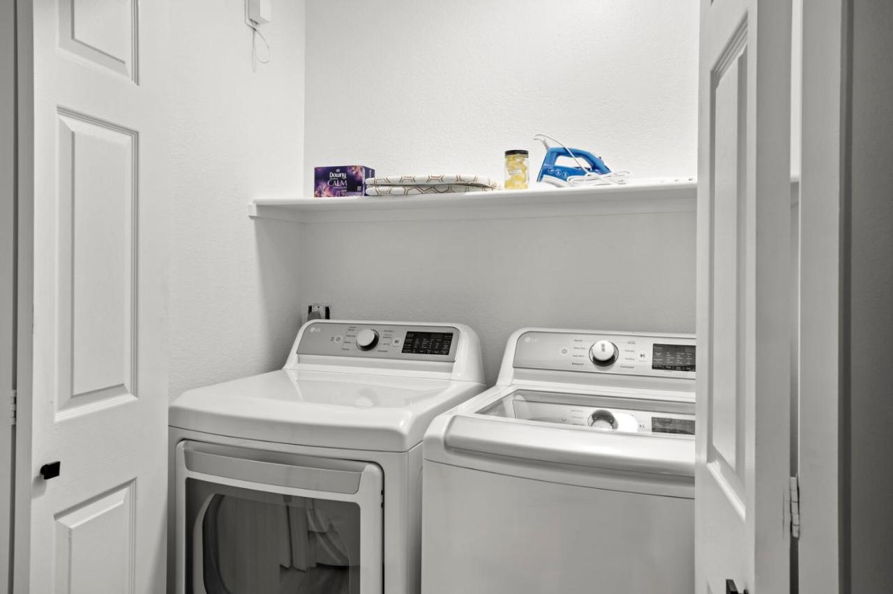 Apartment New Cozysuites Tpc With Parking, Pool *