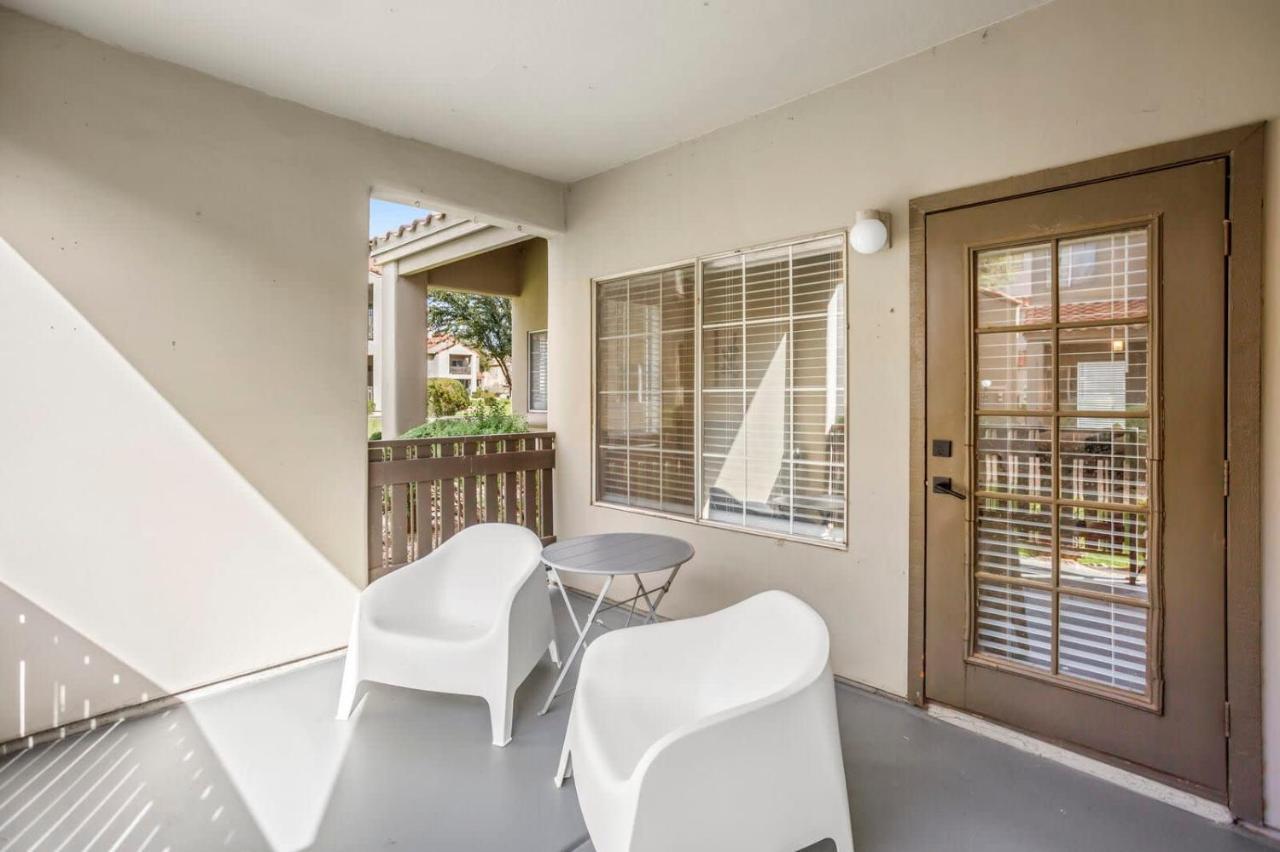 New Cozysuites Tpc With Parking, Pool Apartment Scottsdale