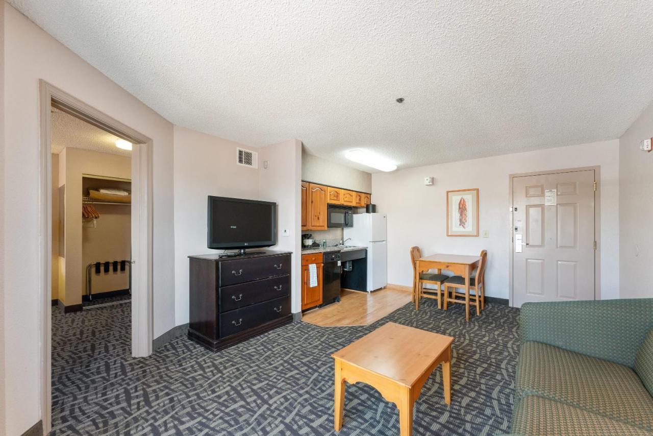 Metro 1 Bd Apartment