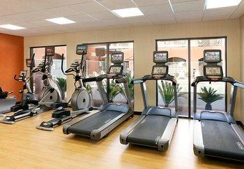 Courtyard By Marriott Old Town 3*