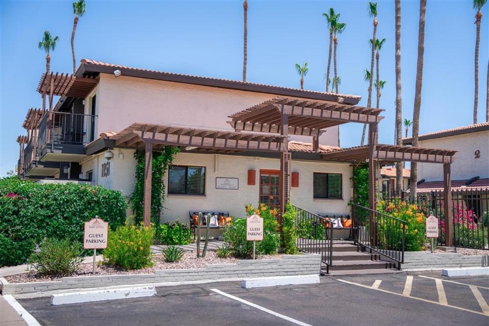 108 Fully Furnished 1br Suite-prime Location Apartment Scottsdale
