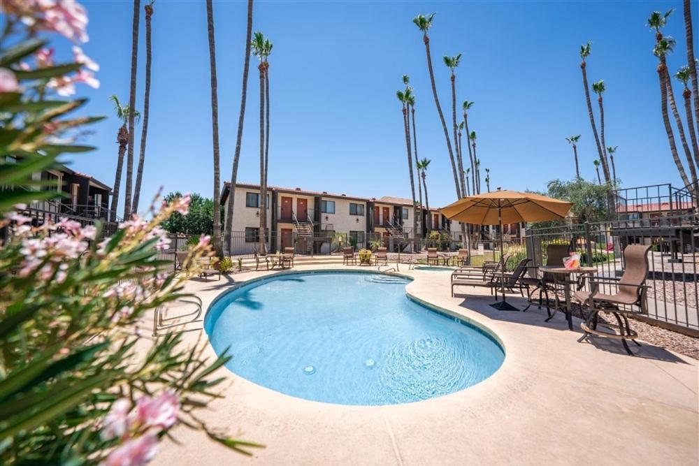 115 Fully Furnished 1br Suite-prime Location * Scottsdale