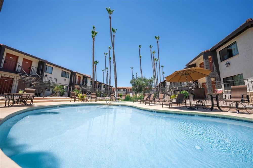 240 Fully Furnished, Wifi Included Scottsdale