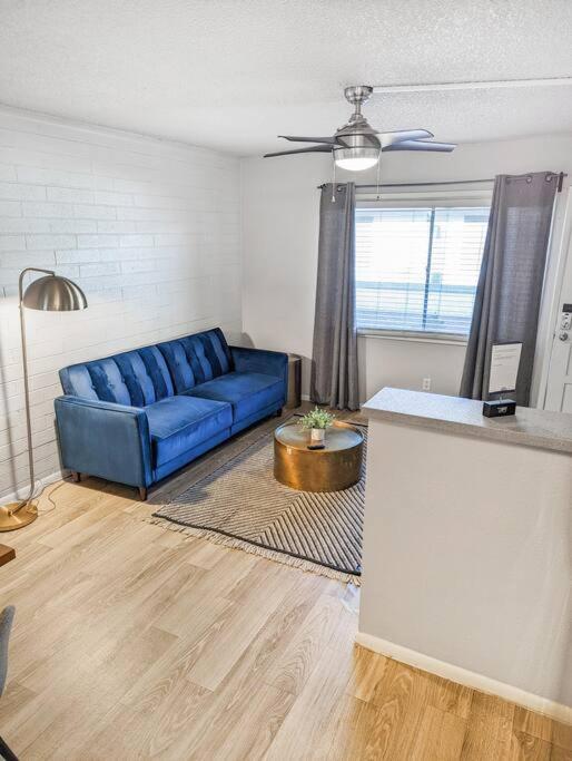 Studio Apt In Old Town Cozy & Central! Apartment *