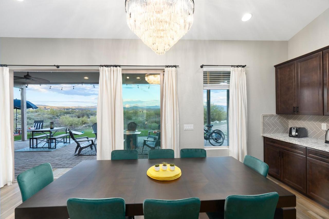 New Sanctuary-hot Tub,pool Table,patio Scottsdale