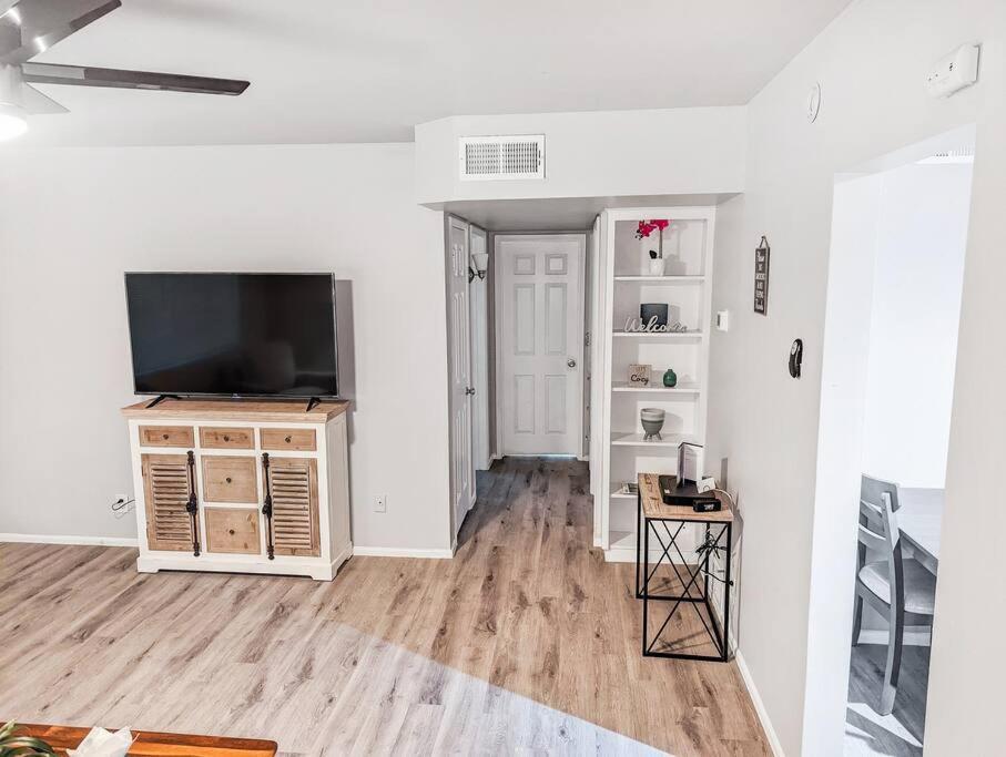 Stunning 2 Bedroom In * Scottsdale