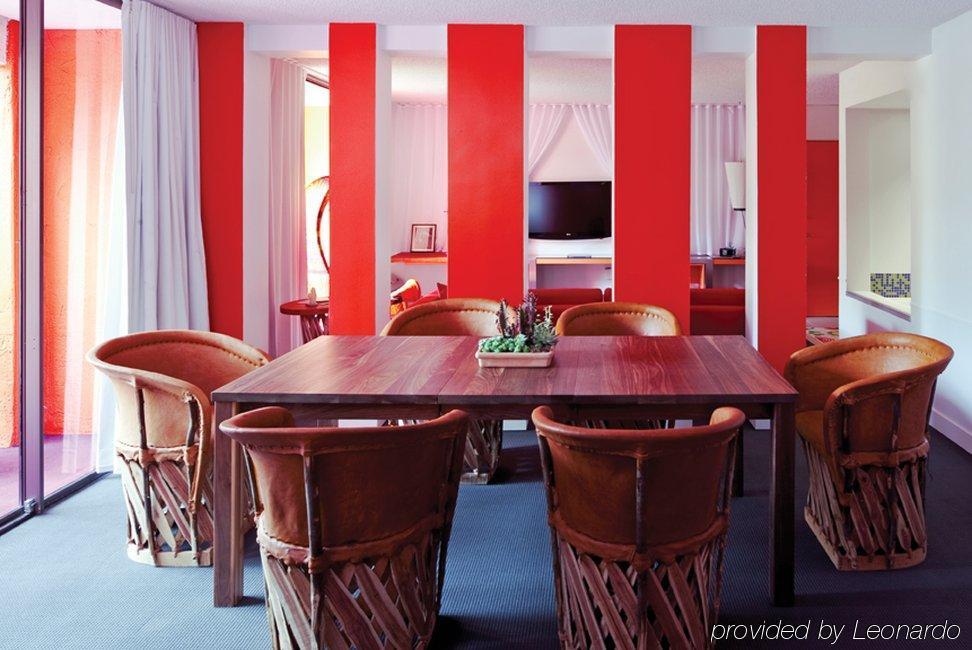 The Monarch 3* Scottsdale